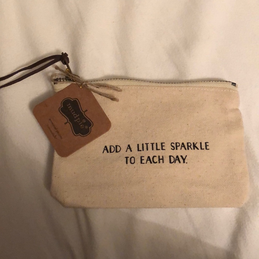 Makeup bag